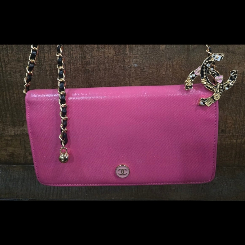 Chanel Long Wallet Please Look at Pics Unbranded Chain And Pin Included